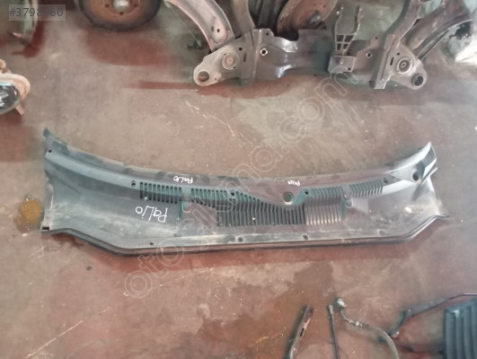 Fiat Palio Ön Cam Izgarası - Mert Oto Çıkma Parçalar