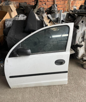 Opel Corsa c sol ön kapı orijinal temiz