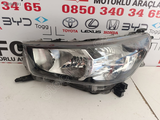 TOYOTA HİLUX DÜZ SOL FAR ÇIKMA ORİJİNAL PARÇA