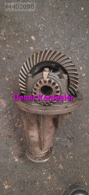 Toyota Hilux 10-41 Çıkma Defransiyel