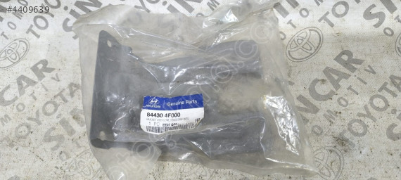 HYUNDAİ H100 ÖN KONSOL ALT SACI SIFIR ORJİNAL 84430-4F000