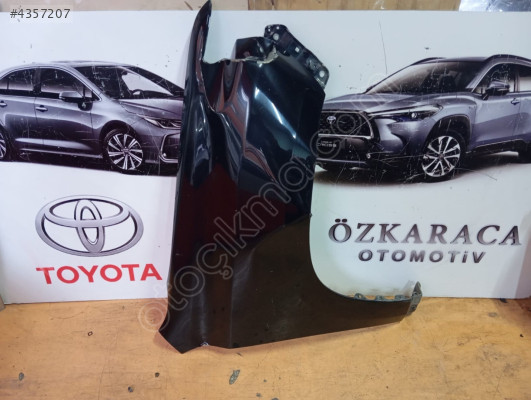 TOYOTA LAND CRUSİER ÇIKMA ORİJİNAL SAĞ ÇAMURLUK