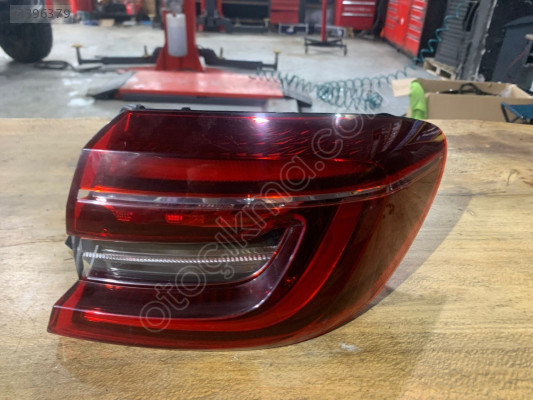 RENAULT CLİO 5-V SAĞ ARKA STOP LAMBASI 265509761R
