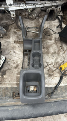 2011 FORD FOCUS ÇIKMA ORJİNAL ORTA KONSOL