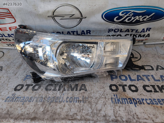 Toyota Hilux ön sağ far
