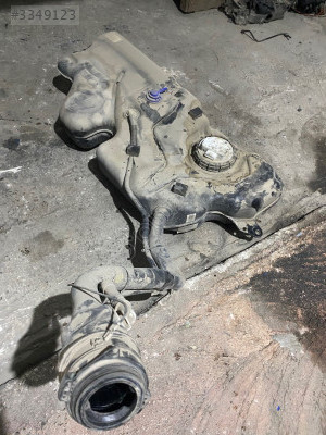 Renault Clio 5 Yakıt Deposu