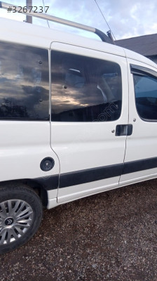 Partner Berlingo sağ sürgülü kapı yedek parça