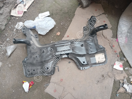 Motor beşiği dublo 3  DBY sifir orjinal 51883086