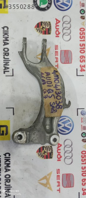AUDİ  Q7 SAĞ ÖN AMARTİSÖR TAŞIYICI ÇATALI 4m0413038 ÇIKMA