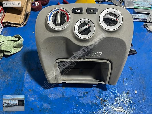 OTO CEMDEN ÇIKMA HYUNDAİ ERA KLİMA PANELİ