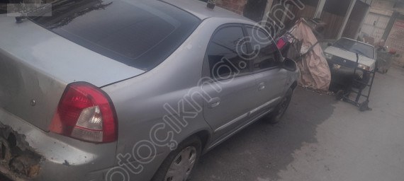 Kia shuhuma ön kapı