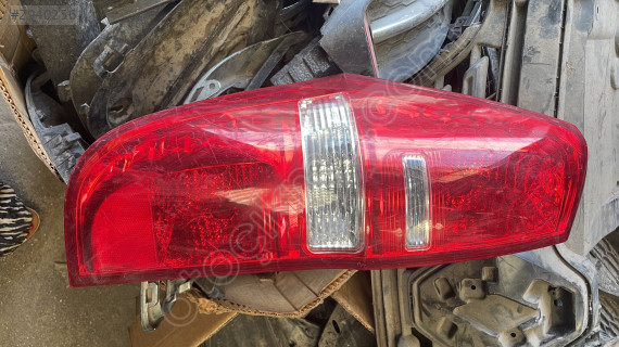 Hyundai haş bir sol arka stop lambası orijinal
