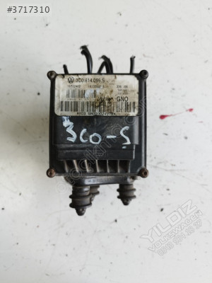 Volkswagen Passat B6 3C0614095S Çıkma ABS Beyni