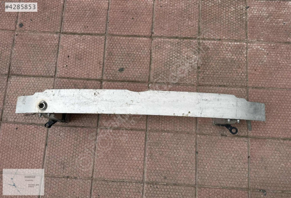 MERCEDES W117 CLA TAMPON DEMİRİ KOMPLE SÖKME HATASIZ