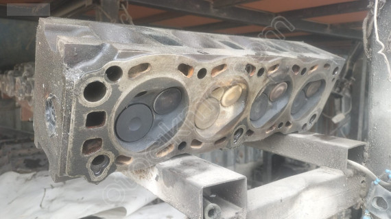 Ford Taunus silindir kapağı