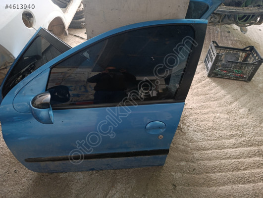 Peugeot 206 sol on kapı