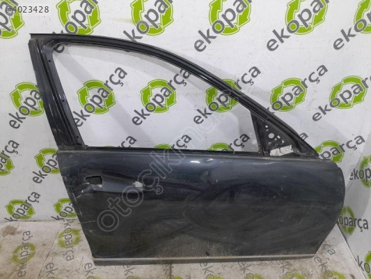 W204 Mercedes C Serisi 2010-14 Sağ Ön Kapı A2047220400