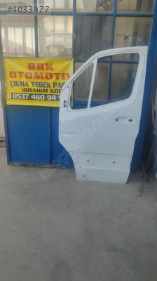 mercedes sprinter 907 kasa çıkma sol ön kapı az hasarlı