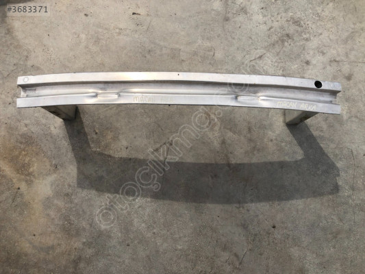 PORSCHE MACAN ARKA TAMPON DEMİRİ ORJİNAL