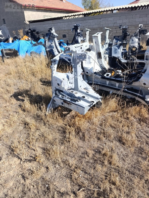 Fluence sol ön podya şase