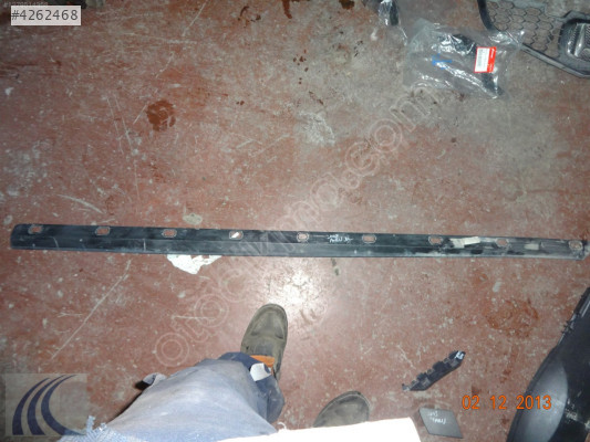 TOYOTA AURIS 2008 ÇIKMA SOL DIŞ MARŞBEL PLASTİĞİ