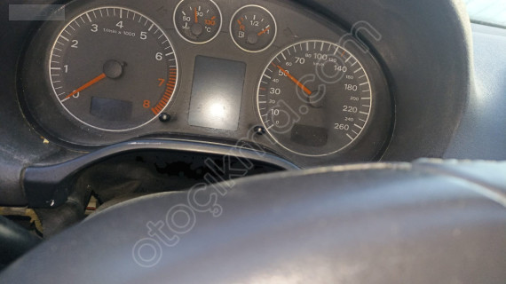Audi A3 km saati manuel 2004 model