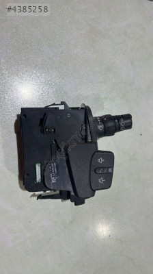 8201590631 RENAULT KANGOO 3 MULTİMEDYA VE SİLECEK SİNYAL KOLU