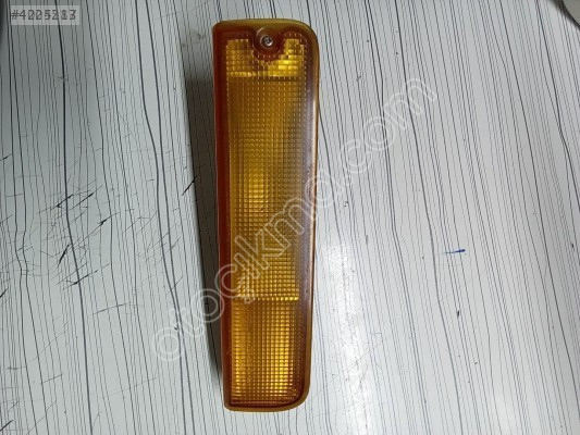 VG33 Nissan Pathfinder Tampon Sinyal Parçası