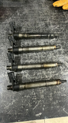 PEUGEOT  4007  2.2  HDİ  TAKIM  ENJEKTÖR