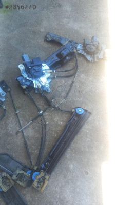 OPEL ASTRA G SOL ÖN CAM KRİKOSU.OTO ERKAN ÜNYE