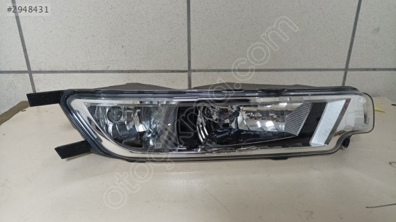 VOLKSWAGEN PASSAT B8 ÖN SİS LAMBASI SOL