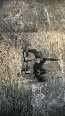 8L0823480B audi a3 kaput kilidi