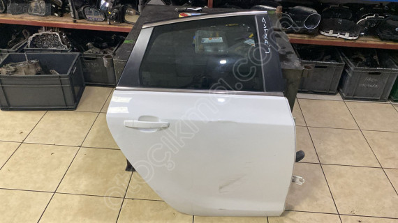 OPEL ASTRA J SAĞ ARKA KAPI