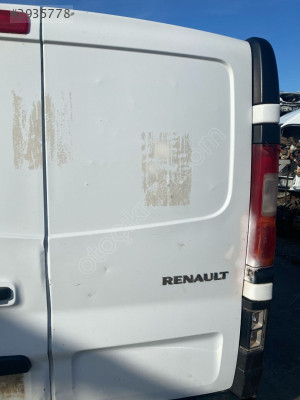 RENAULT TRAFİC3 BAGAJ KAPAĞI SAĞ OTO FEDAİ