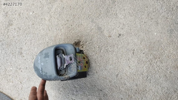 RENAULT MEGANE 1 EMNİYET KEMERİ