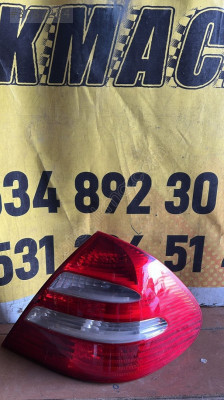 W211 E Serisi Mercedes Sağ Stop Parçası - A2118200454