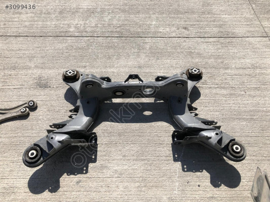 MERCEDES C SERİ W206 ARKA TRAVERS 2063523900