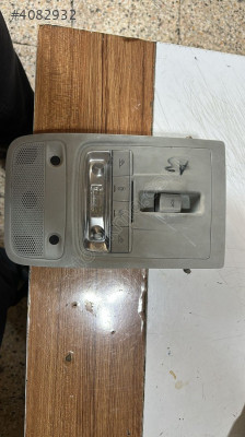 2015-2018 AUDİ A3 TAVAN LAMBASI SANRUFLU ORJ ÇIKMA