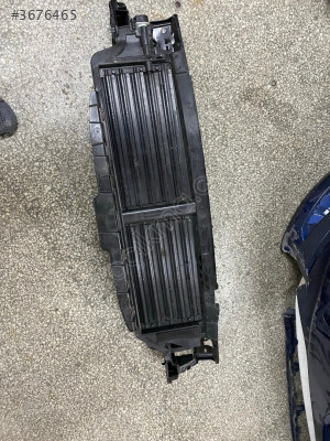 VOLVO S60 RADYATÖR HAVALANDIRMASI ORJİNAL ÇIKMA