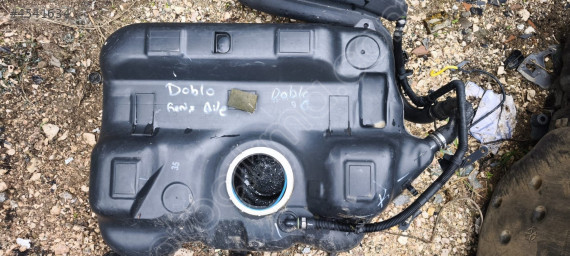 Fiat Doblo Geniş Aile Yakıt Deposu
