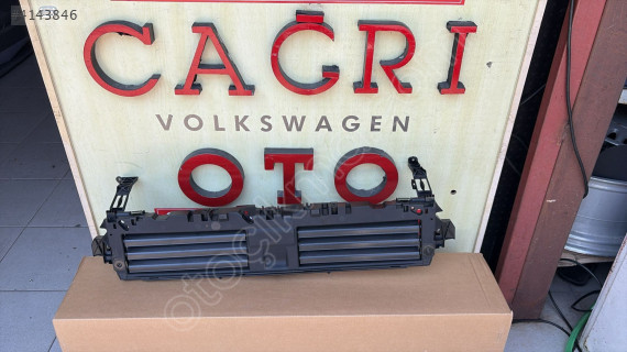 AUDİ A5 RADYATÖR HAVALANDIRMA 8W6807771 ÇAĞRI OTO MASLAK