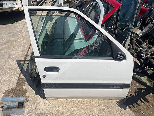 OTO CEMDEN ÇIKMA CİTROEN SAXO SAĞ ÖN KAPI DOLU