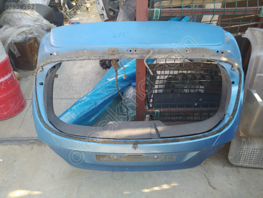 ÇIKMA FORD FİESTA BAGAJ KAPAĞI 2111