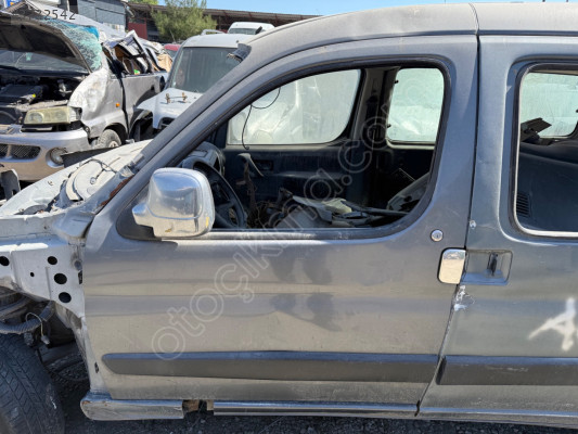 PEUGEOT PARTNER SOL ÖN KAPI