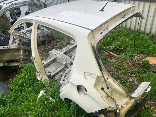 HYUNDAİ İ20 SOL ARKA ÇAMURLUK