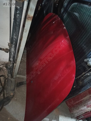 Fiat EGEA Alev kırmızı kaput