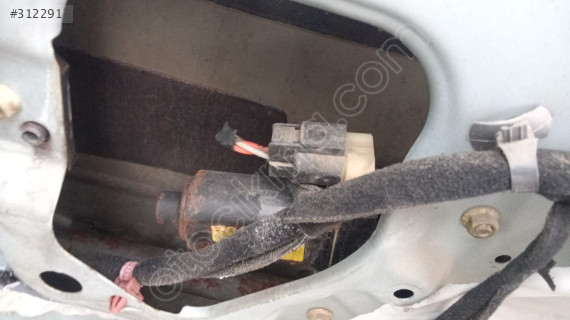 Hyundai Getz sağ ön cam krimosu çıkma