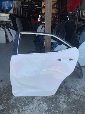 Corolla Toyota için Sol Arka Kapı - Oto Çıkma Parçaları