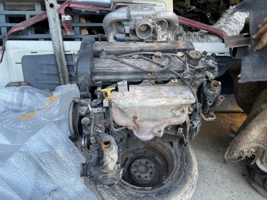 FORD ESCORT SİLİNDİR KAPAĞI ORJİNAL ÇIKMA TEMİZ 1.6 MOTOR ZETECH