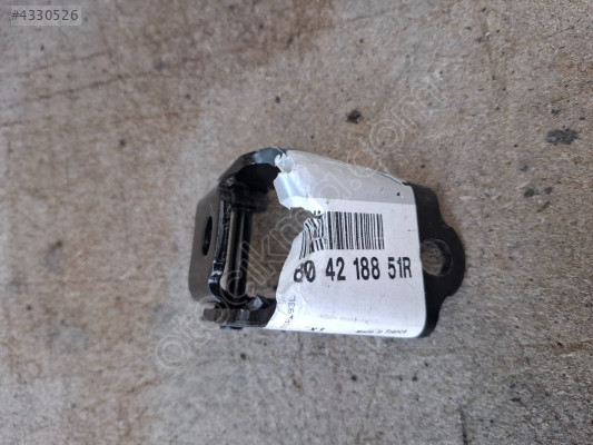 Megan 4 kapı menteşe 804218851R